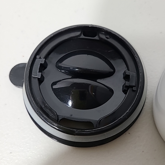 Rainbow Heart Ceramic Tumbler Travel Mug With Lid and Rainbow Pompom - Picture 6 of 8